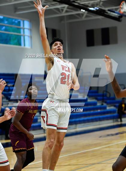 Thumbnail 1 in Hallandale vs Victory Christian (Prep Hoops Sunbash) photogallery.