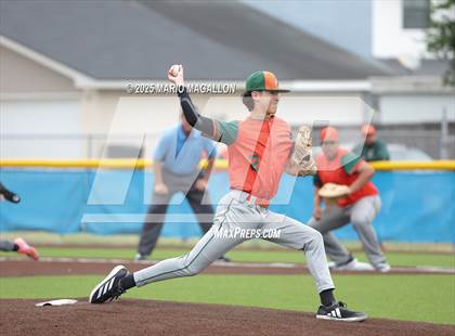Thumbnail 1 in Pioneer vs. Harlingen South (UIL Baseball Bi-District 5A D2) photogallery.