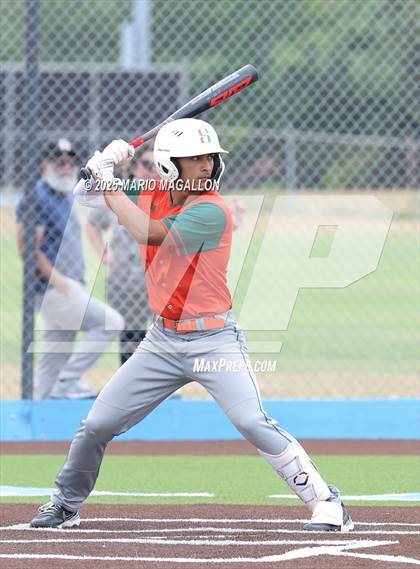 Thumbnail 1 in Pioneer vs. Harlingen South (UIL Baseball Bi-District 5A D2) photogallery.