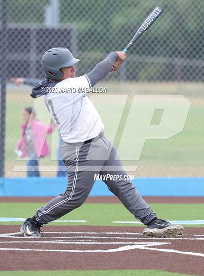 Thumbnail 3 in Pioneer vs. Harlingen South (UIL Baseball Bi-District 5A D2) photogallery.