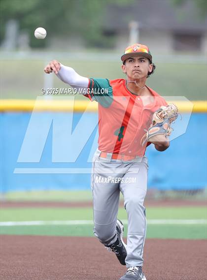 Thumbnail 1 in Pioneer vs. Harlingen South (UIL Baseball Bi-District 5A D2) photogallery.