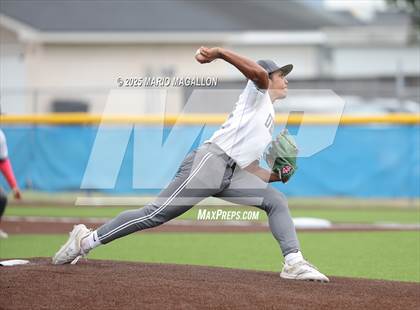 Thumbnail 3 in Pioneer vs. Harlingen South (UIL Baseball Bi-District 5A D2) photogallery.