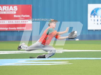 Thumbnail 2 in Pioneer vs. Harlingen South (UIL Baseball Bi-District 5A D2) photogallery.