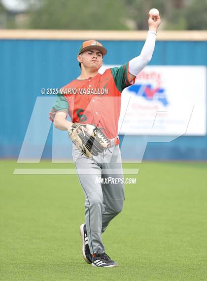 Thumbnail 2 in Pioneer vs. Harlingen South (UIL Baseball Bi-District 5A D2) photogallery.