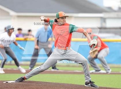 Thumbnail 2 in Pioneer vs. Harlingen South (UIL Baseball Bi-District 5A D2) photogallery.
