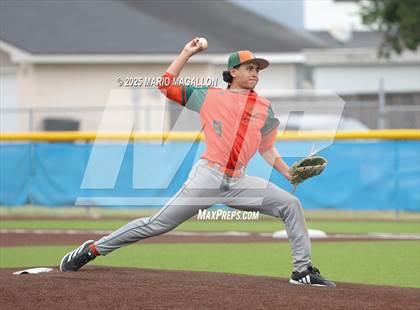Thumbnail 3 in Pioneer vs. Harlingen South (UIL Baseball Bi-District 5A D2) photogallery.