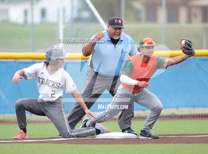 Thumbnail 1 in Pioneer vs. Harlingen South (UIL Baseball Bi-District 5A D2) photogallery.