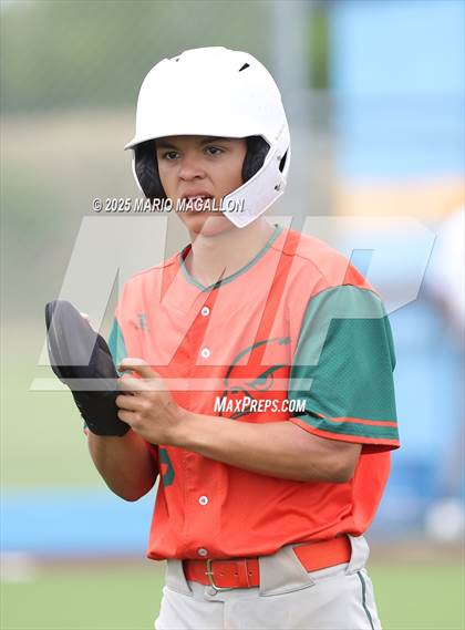Thumbnail 1 in Pioneer vs. Harlingen South (UIL Baseball Bi-District 5A D2) photogallery.