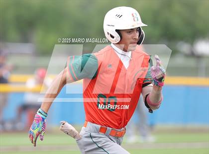 Thumbnail 3 in Pioneer vs. Harlingen South (UIL Baseball Bi-District 5A D2) photogallery.