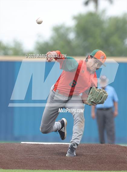 Thumbnail 1 in Pioneer vs. Harlingen South (UIL Baseball Bi-District 5A D2) photogallery.