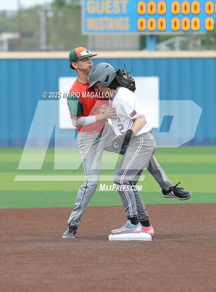 Thumbnail 1 in Pioneer vs. Harlingen South (UIL Baseball Bi-District 5A D2) photogallery.