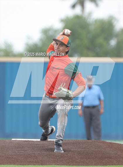 Thumbnail 3 in Pioneer vs. Harlingen South (UIL Baseball Bi-District 5A D2) photogallery.
