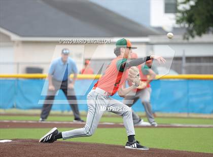 Thumbnail 2 in Pioneer vs. Harlingen South (UIL Baseball Bi-District 5A D2) photogallery.