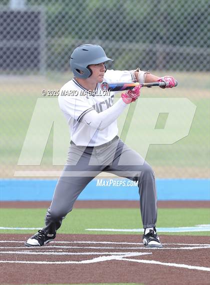 Thumbnail 3 in Pioneer vs. Harlingen South (UIL Baseball Bi-District 5A D2) photogallery.