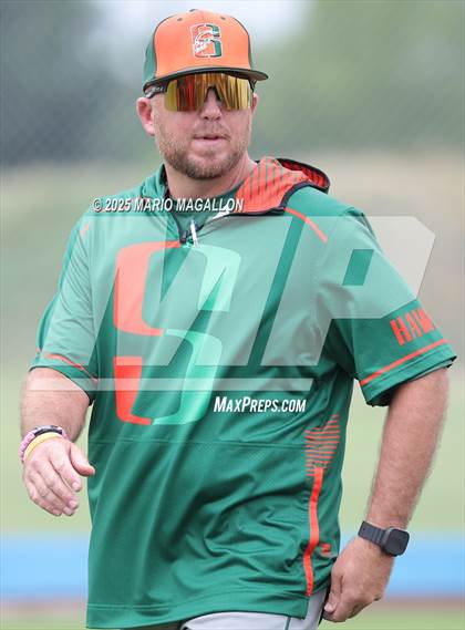 Thumbnail 3 in Pioneer vs. Harlingen South (UIL Baseball Bi-District 5A D2) photogallery.