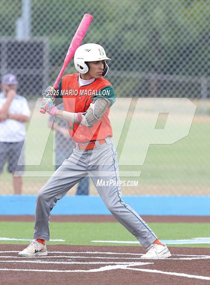 Thumbnail 1 in Pioneer vs. Harlingen South (UIL Baseball Bi-District 5A D2) photogallery.