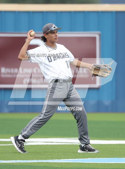 Thumbnail 3 in Pioneer vs. Harlingen South (UIL Baseball Bi-District 5A D2) photogallery.