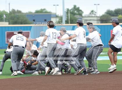 Thumbnail 1 in Pioneer vs. Harlingen South (UIL Baseball Bi-District 5A D2) photogallery.