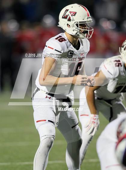 Thumbnail 3 in Lake Travis vs. Westlake (UIL 6A Quarterfinal) photogallery.
