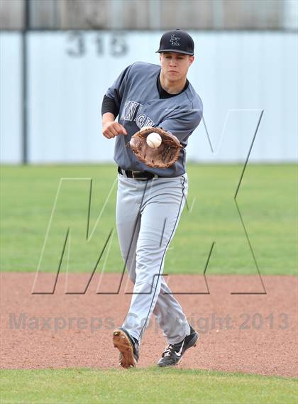 Thumbnail 1 in Collinsville @ Lindsay photogallery.
