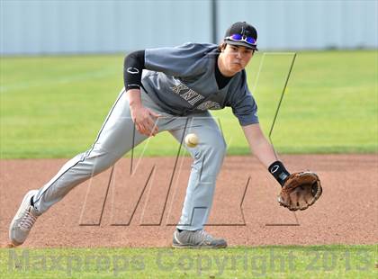 Thumbnail 1 in Collinsville @ Lindsay photogallery.