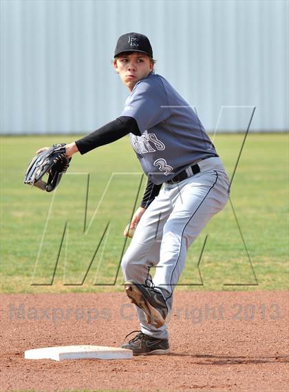 Thumbnail 1 in Collinsville @ Lindsay photogallery.