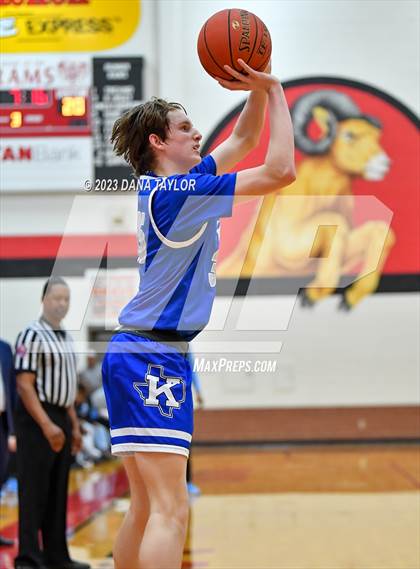 Thumbnail 3 in Krum vs. Hirschi (UIL 4A Region I Quarterfinal) photogallery.
