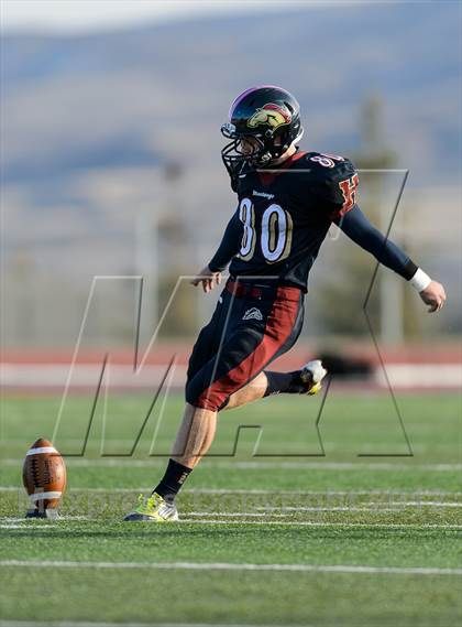 Thumbnail 2 in Herriman vs. East photogallery.