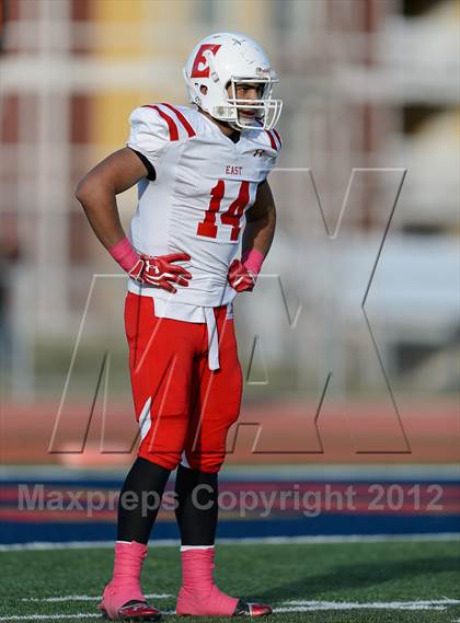 Thumbnail 2 in Herriman vs. East photogallery.