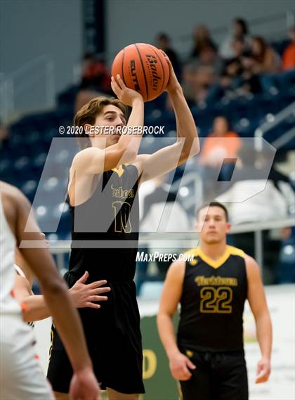 Thumbnail 3 in Karnes City vs Yorktown (Goliad Tournament) photogallery.