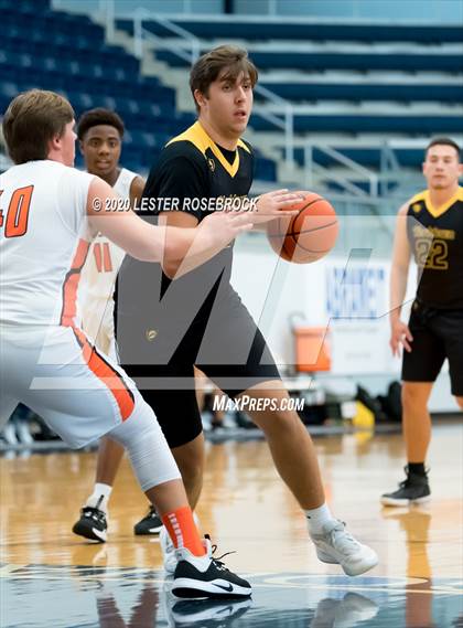 Thumbnail 2 in Karnes City vs Yorktown (Goliad Tournament) photogallery.