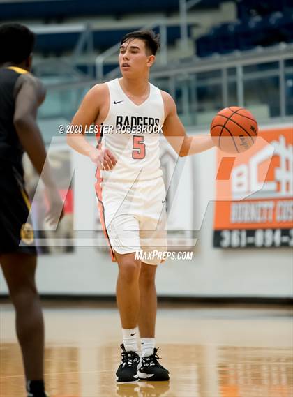 Thumbnail 2 in Karnes City vs Yorktown (Goliad Tournament) photogallery.