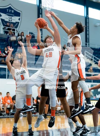 Thumbnail 3 in Karnes City vs Yorktown (Goliad Tournament) photogallery.