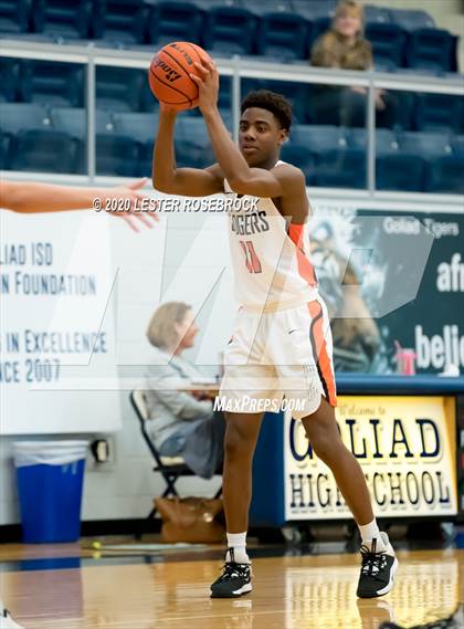 Thumbnail 2 in Karnes City vs Yorktown (Goliad Tournament) photogallery.