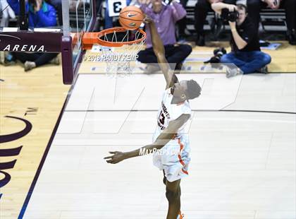 Thumbnail 3 in Bass Pro Shop Tournament of Champions Dunking Contest photogallery.