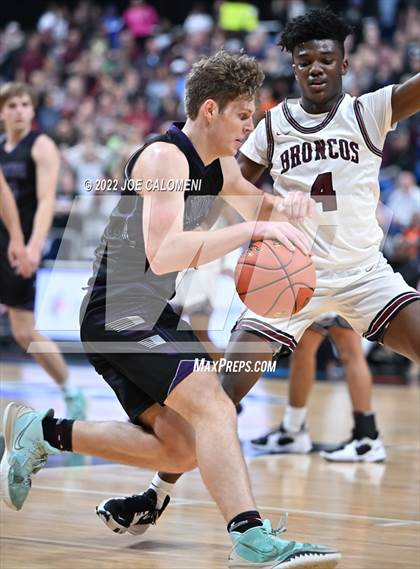 Thumbnail 3 in Clarendon vs LaPoyner (UIL 2A State Semifinal) photogallery.