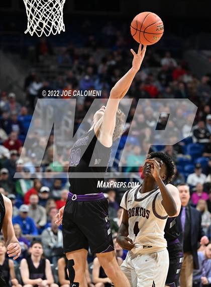 Thumbnail 2 in Clarendon vs LaPoyner (UIL 2A State Semifinal) photogallery.