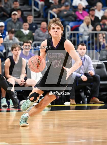 Thumbnail 3 in Clarendon vs LaPoyner (UIL 2A State Semifinal) photogallery.