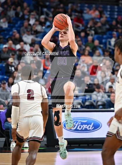 Thumbnail 3 in Clarendon vs LaPoyner (UIL 2A State Semifinal) photogallery.