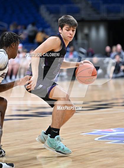 Thumbnail 2 in Clarendon vs LaPoyner (UIL 2A State Semifinal) photogallery.