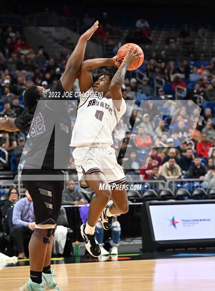 Thumbnail 3 in Clarendon vs LaPoyner (UIL 2A State Semifinal) photogallery.