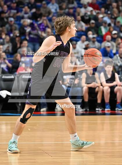 Thumbnail 2 in Clarendon vs LaPoyner (UIL 2A State Semifinal) photogallery.