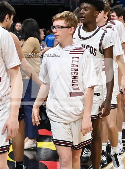 Thumbnail 3 in Clarendon vs LaPoyner (UIL 2A State Semifinal) photogallery.