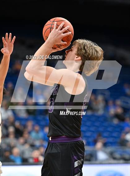 Thumbnail 1 in Clarendon vs LaPoyner (UIL 2A State Semifinal) photogallery.
