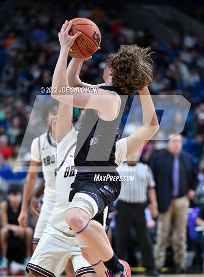 Thumbnail 2 in Clarendon vs LaPoyner (UIL 2A State Semifinal) photogallery.