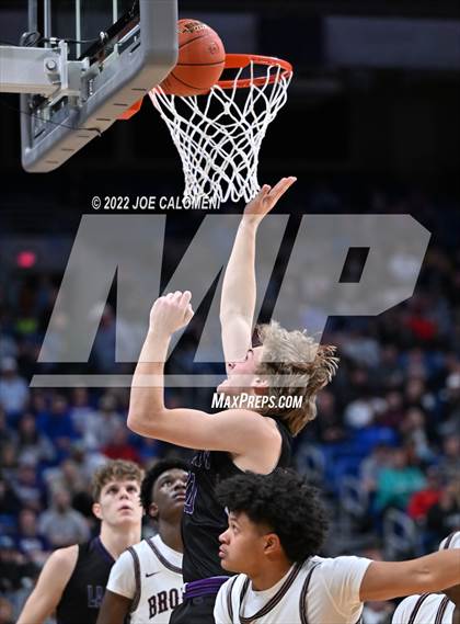 Thumbnail 3 in Clarendon vs LaPoyner (UIL 2A State Semifinal) photogallery.