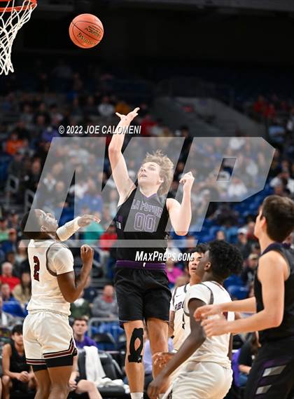 Thumbnail 3 in Clarendon vs LaPoyner (UIL 2A State Semifinal) photogallery.