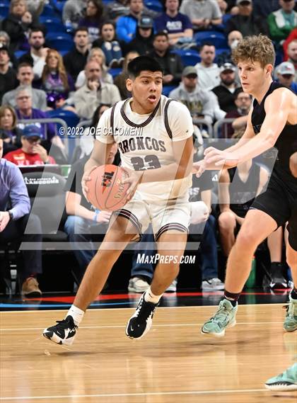 Thumbnail 1 in Clarendon vs LaPoyner (UIL 2A State Semifinal) photogallery.