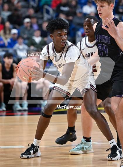 Thumbnail 2 in Clarendon vs LaPoyner (UIL 2A State Semifinal) photogallery.