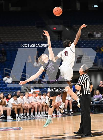 Thumbnail 3 in Clarendon vs LaPoyner (UIL 2A State Semifinal) photogallery.